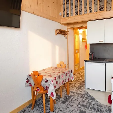 Апартаменты Chaleureux A Aime 25 M² En Montagne